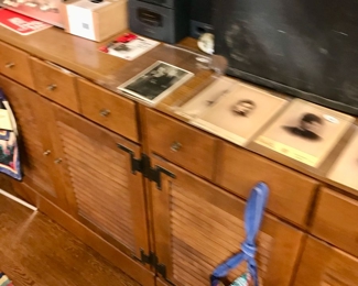 Items Locate In The 1st Bedroom (Master)