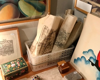 Items Locate In The Central Hallway