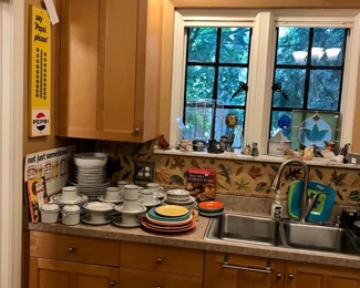 Items Locate In The Kitchen