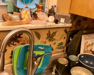 Items Locate In The Kitchen