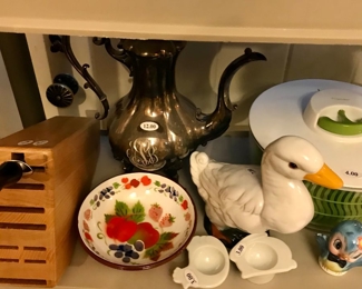 Items Locate In The Kitchen