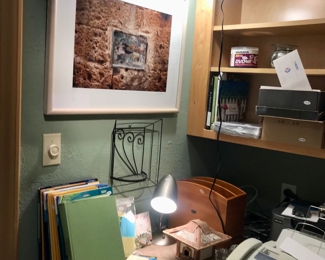 Items Locate In The Office