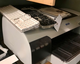 Items Locate In The Office