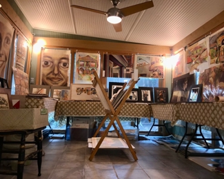 Items Located In The All Season Sun Room