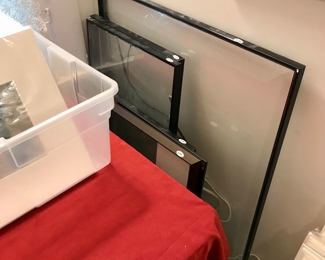 Items Located In The 3rd Bedroom