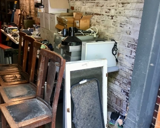 Items Located In The Garage