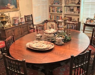 Exceptional antique barley twist oval table (2 host chairs plus 6 other chairs)