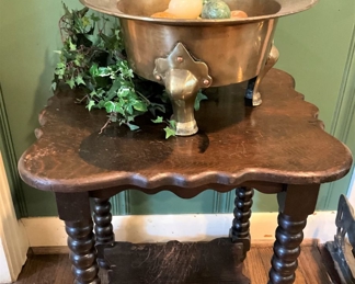 Small antique 2-tier oak table with spool legs