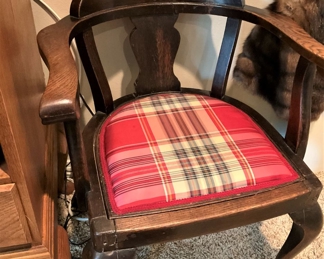 Single antique arm chair