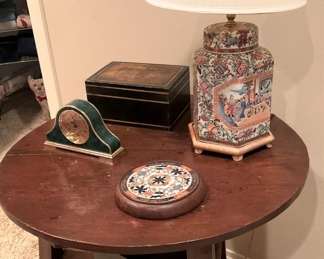 Small 3-legged table