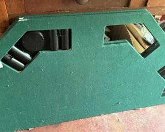 Table topper for poker