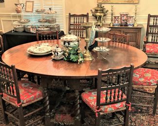 Exceptional antique barley twist oval table (2 host chairs plus 6 other chairs)