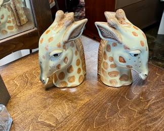 Vintage 5" Hand Painted Ceramic Giraffe Bookends 