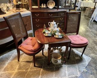 Mahogany Double Drop Leaf Table