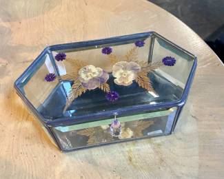 7" Beveled Glass Jewelry Box with Real Dried Flowers