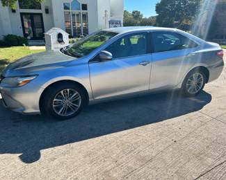  PRESELLING THIS GREAT CAR! 2016 TOYOTA CAMRY    2 OWNERS SUPER CLEAN, BUMPER HAS SLIGHT DAMAGE RIGHT FRONT.    $15,000 OBO                                VIN: 4T1BF1FK7GU524654, EMAIL OR CALL
Body: 4 DOOR SEDAN
Engine: 2.5L I4 178hp 170ft lbs Drivetrain: FWD

