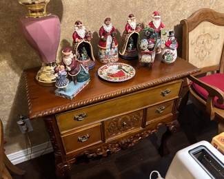 Jim Shore with boxes!