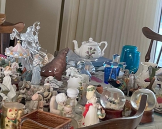 snow globes precious moments more