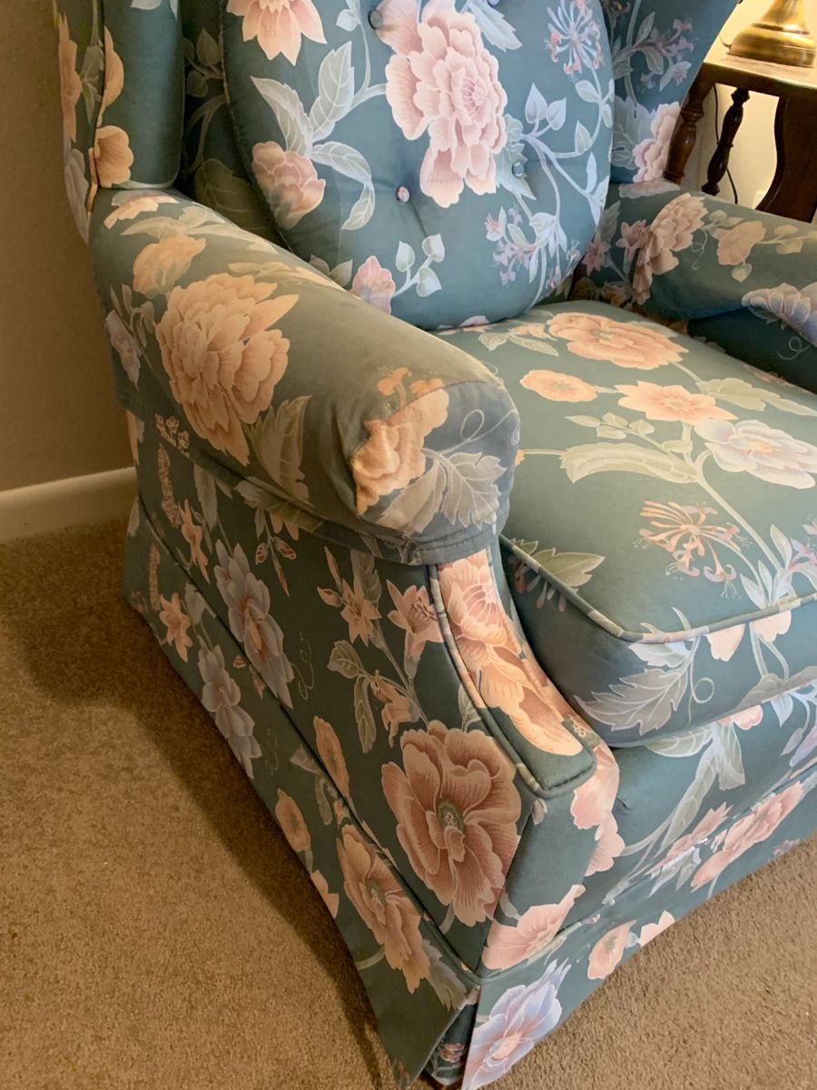 Devlin Estate Sales Waterwood Huntsville TX starts on 9/9/2023