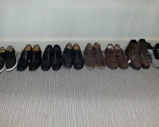 Men's shoes - size 11 to 12