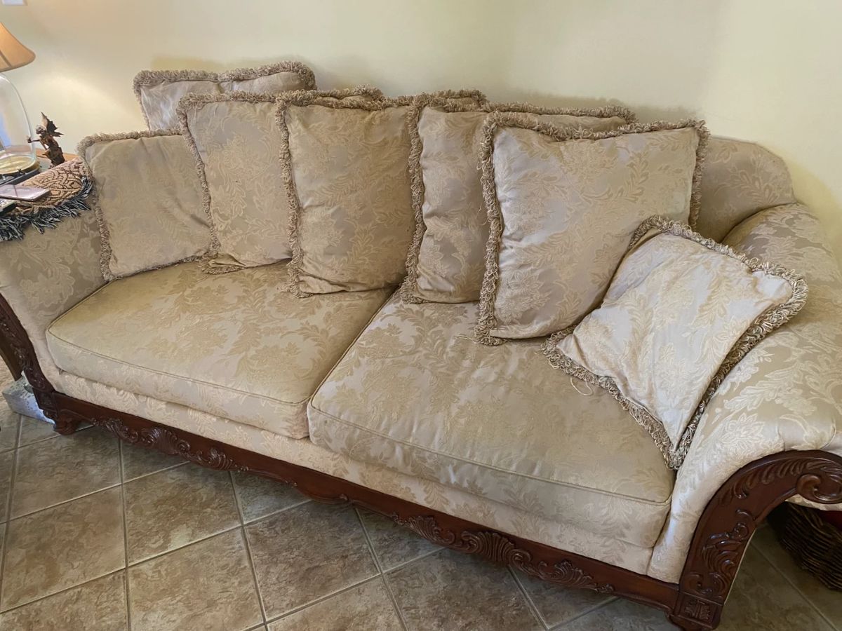 Sofa $ 340.00