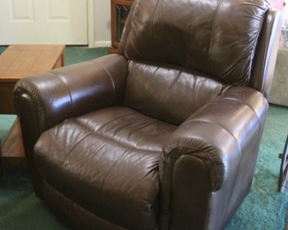 LEATHER RECLINER