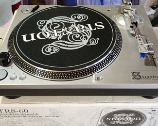 Stanton Turntable in box
