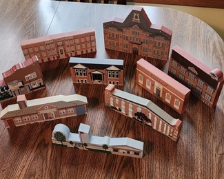 Reedsburg Cats Meow Houses