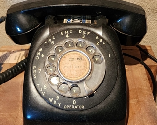 Black Rotary Dial Phone
