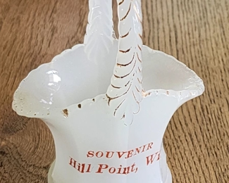 Hill Point Souvenir Glass Basket