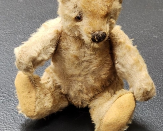 Mohair Bear, likely Steiff, button missing.