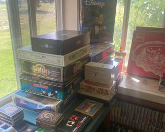 Games/ Puzzles 