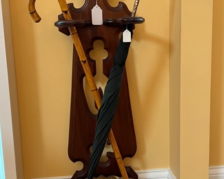 Early umbrella stand