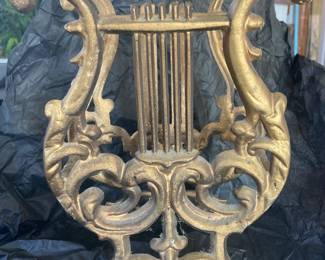 Harp/lyre music rack