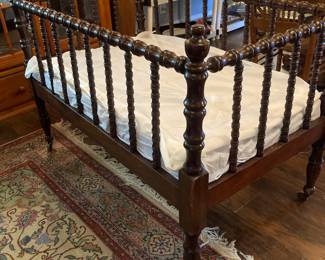 Old child’s/toddler’s bed