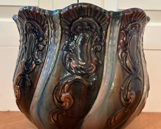 Majolica Planter (green)