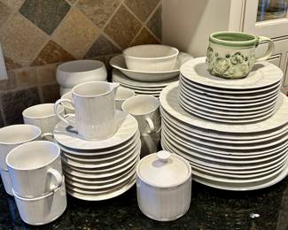 Casual Settings by Oneida "Sonata" Dishes