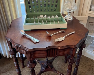 Oneida "Rosalie" silverplate set