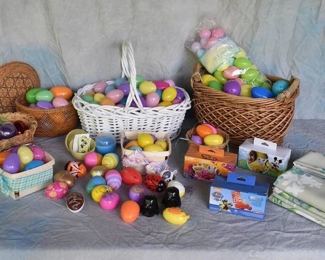 Eggtra Eggtra Eggtravaganza and Baskets