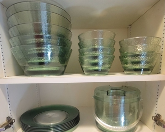 Heavy Duty Plastic Ware  