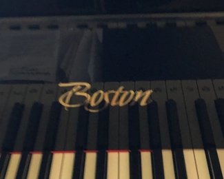 BABY GRAND PIANO BOSTON DESIGNED BY STEINWAY GP163