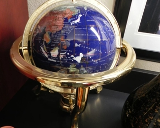 Globe