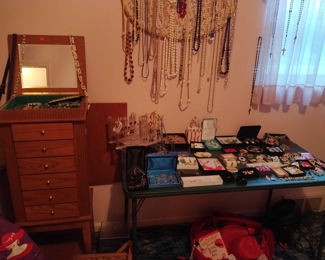 Vintage Costume Jewelry