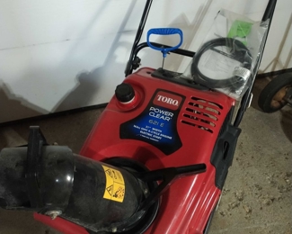 Toro Snowblower 621E 163cc 4 cycle Electric Start