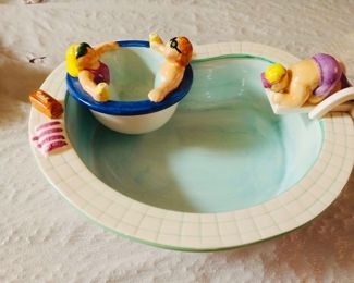 Lotus 1995 Collectable Dish,
Pool Party, 1995