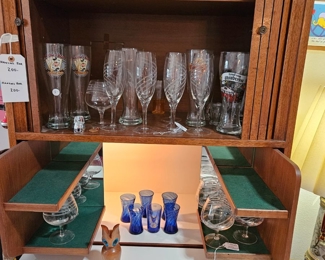 Wall hung bar open and lighted