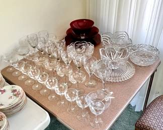 Nice Glassware & Crystal