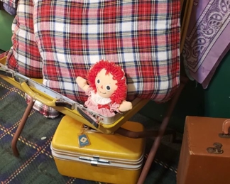 Vintage suitcases, pillows