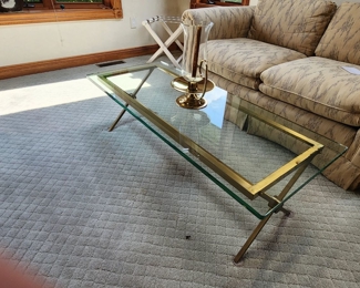 Lovely coffee table new bargain price $150 48x20x15