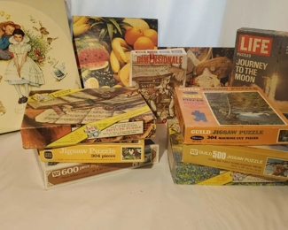 (10) Puzzles And ShadowBox Kit
